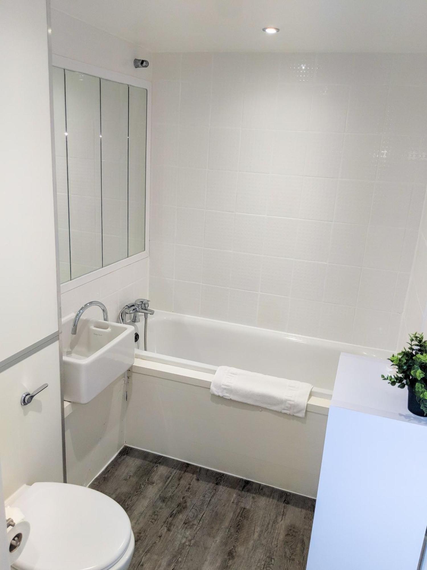 Lt Grove Apartment - Stratford Londen Buitenkant foto